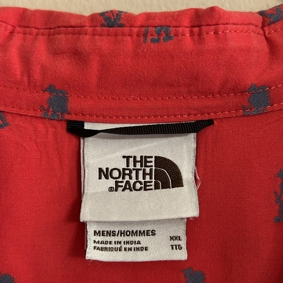 The North Face Hiker Printed Red Blue Short Sleeve Pocket Button Down Shirt - Picture 3 of 6